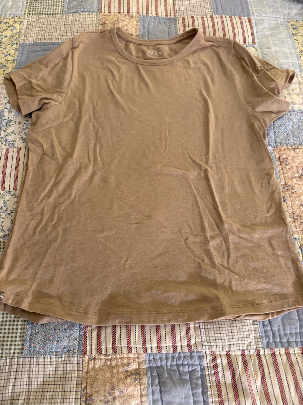 PAKA Essential Tee, Size Large